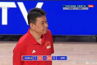 杨鸣：职业球员的“大心脏”在比赛中很重要 要慢慢适应吹罚尺度